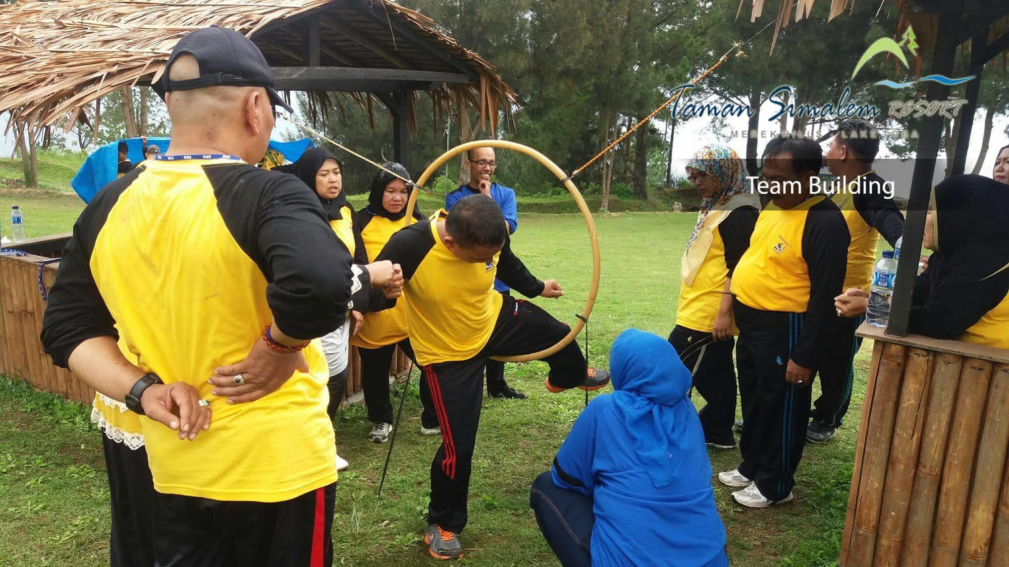 Taman Simalem Resort Tongging Exterior foto